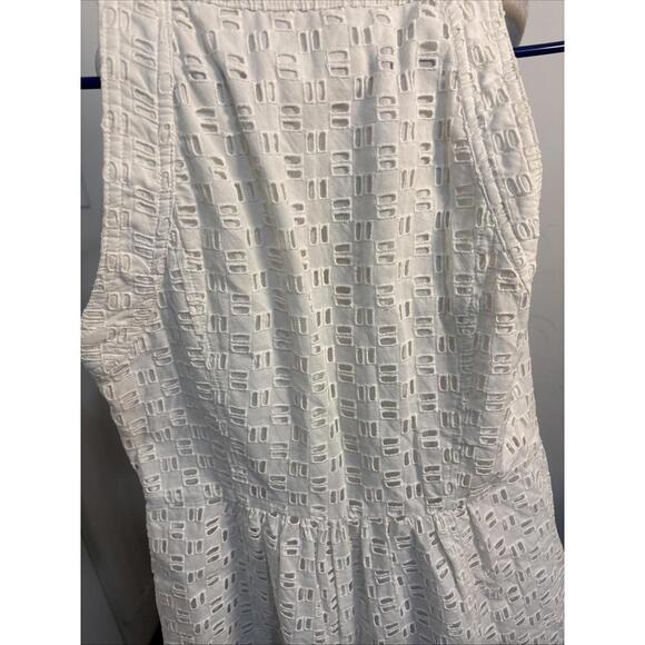 Anthropologie Women’s Eyelet Romper White Button Front Size 4 Missing Belt - Picture 7 of 15